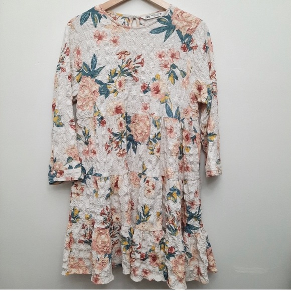 ZARA Cream Apricot Floral Seersucker Tiered Mini Dress - Picture 3 of 5